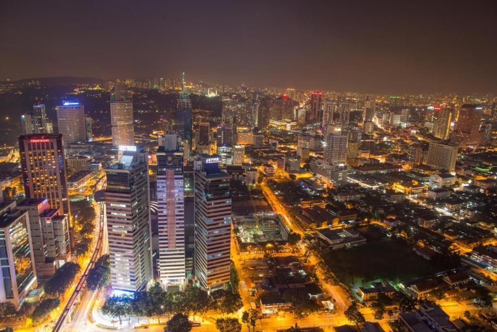 The Platinum Suites Klcc Kuala Lumpur Esterno foto